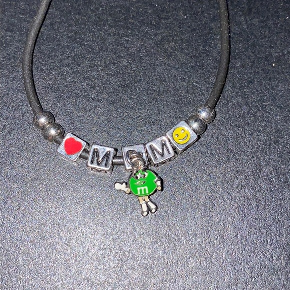 M&M bracelet Ms. Green